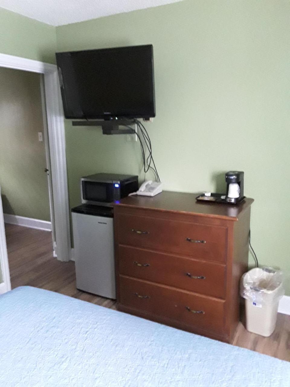 Eddy'S Motel Butte Zewnętrze zdjęcie